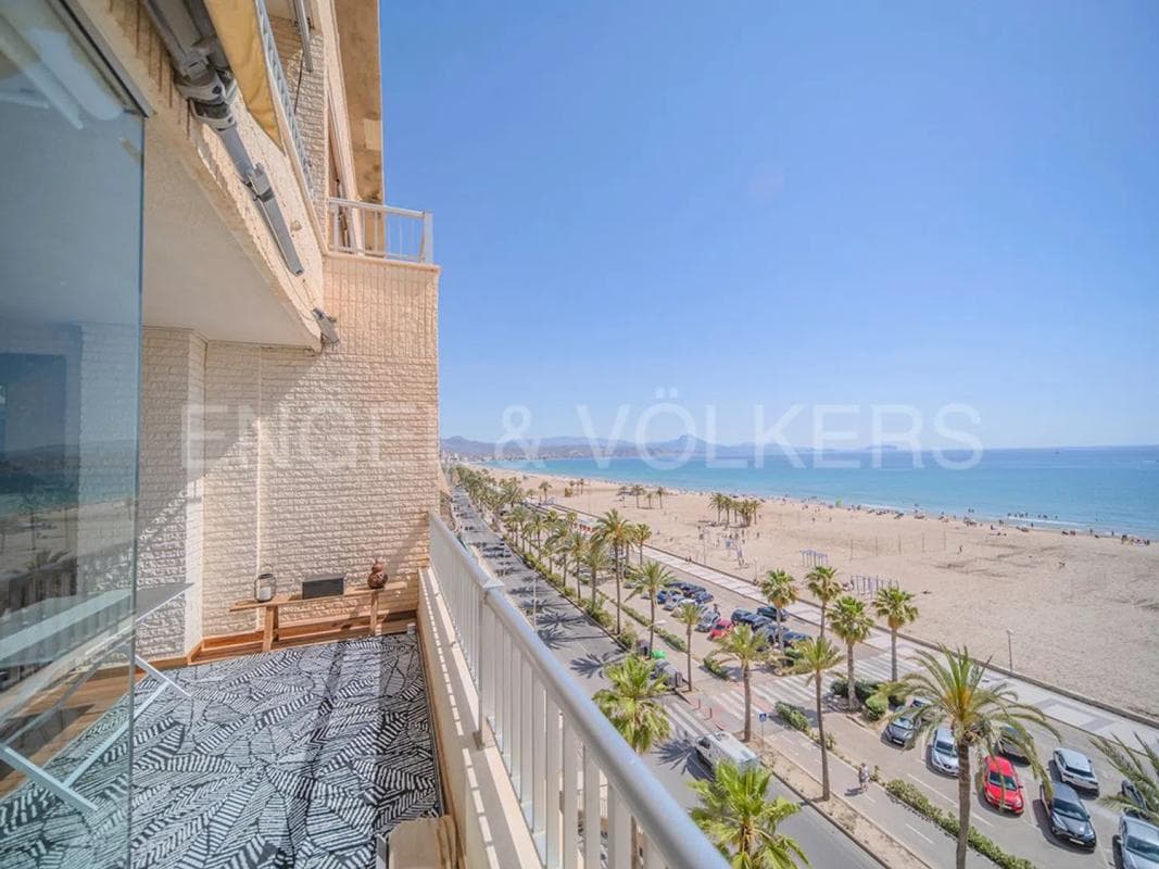 Venta de piso en Avenida de Niza, Alicante / Alacant
photo 4