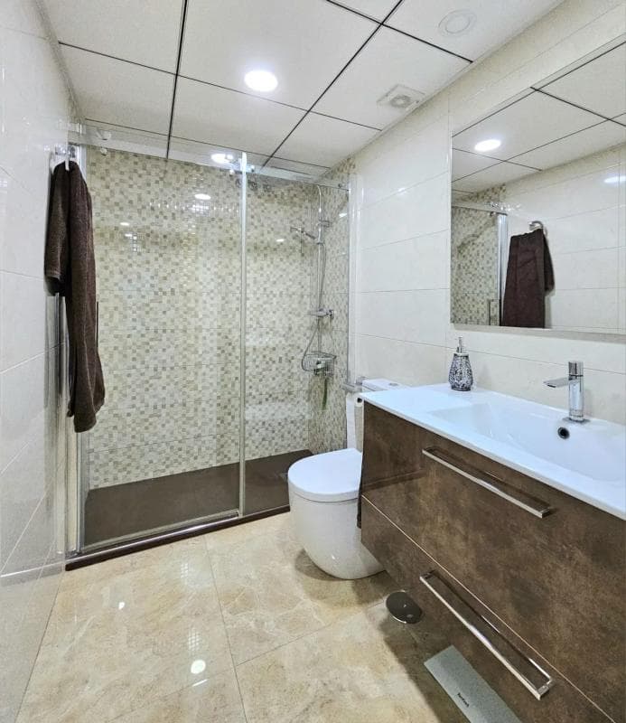 Продажа квартиры на Calle Pintor Otilio Serrano, Аликанте / Алакант
photo 5