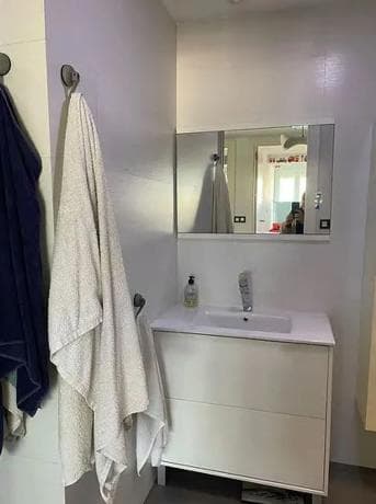 Piso en venta en Avenida Santander, Alicante / Alacant thumbnail 1
