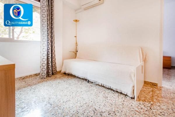 Piso en venta en Barrio Centro Tradicional, Alicante / Alacant thumbnail 1