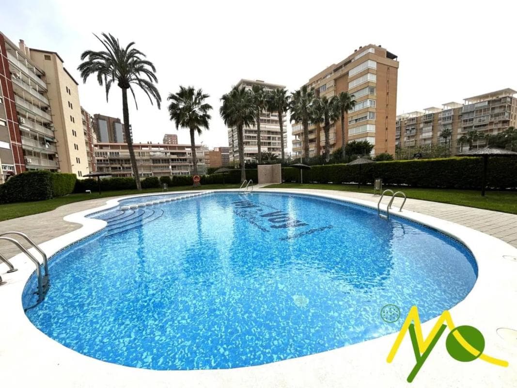 Venta de piso en Avenida de Niza, Alicante / Alacant
photo 4