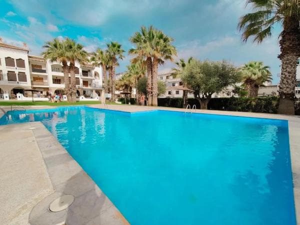 Piso en venta en Avenida de las Brisas, Orihuela photo 1