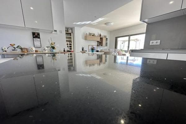Casa independiente en calle Anacardo thumbnail 2