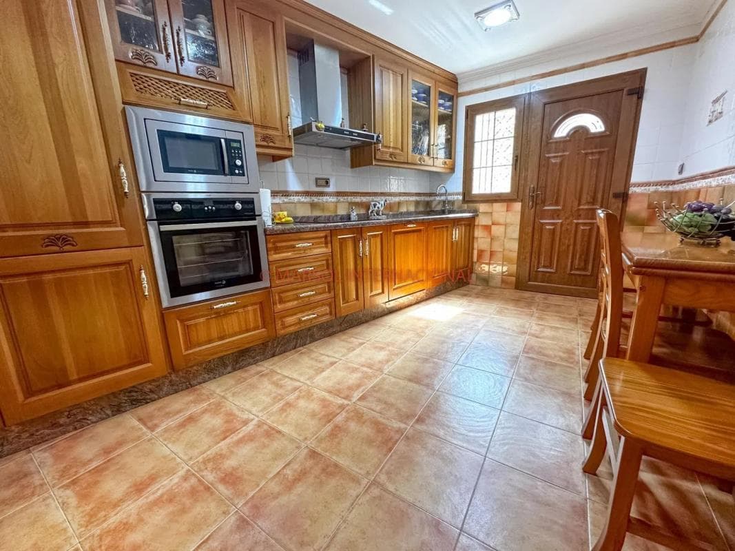 Propiedades en venta y alquiler en España photo 3