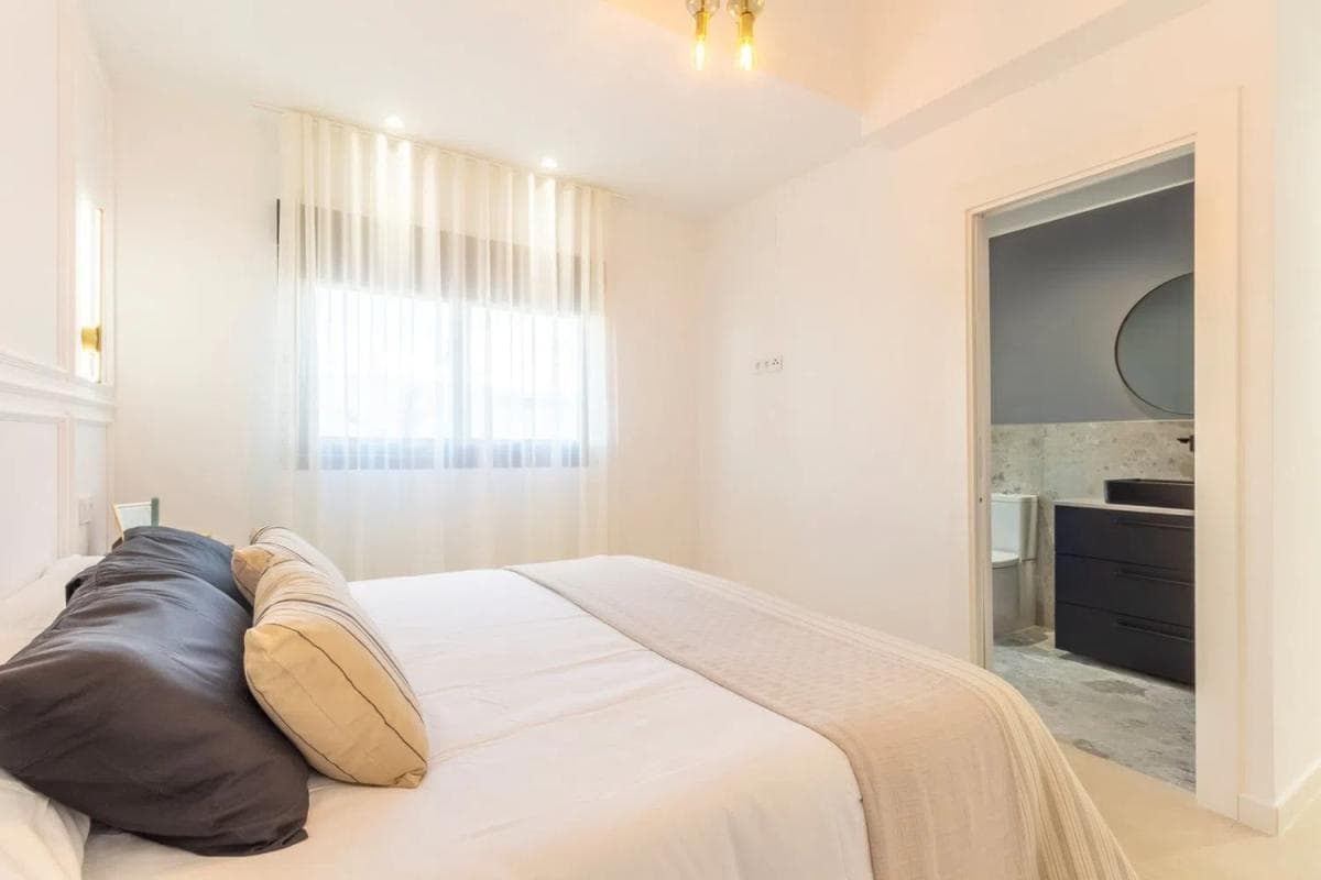 Venta de chalet independiente en Calle Strauss, Torrevieja
photo 3