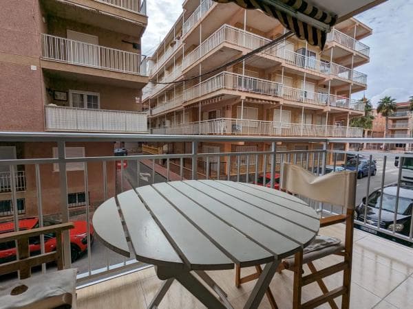 Piso en venta en Barrio Playa de los Náufragos, Torrevieja photo 1