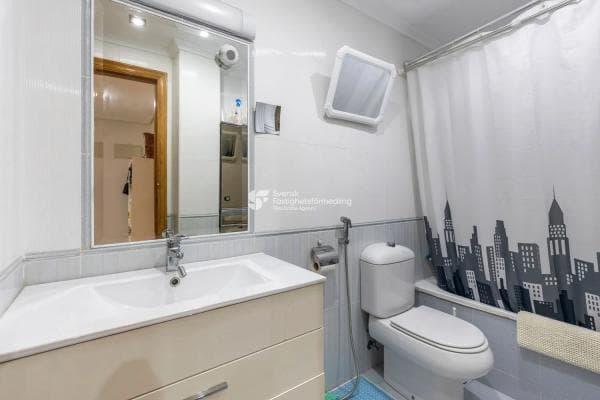 Piso en venta en Calle Mar Baltico, 16, Torrevieja thumbnail 1