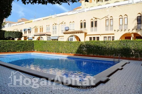 Chalet adosado photo 1