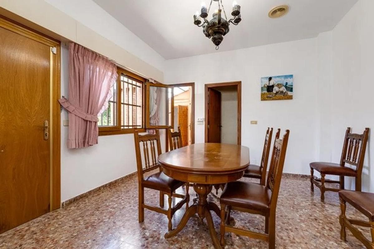 Propiedades en venta y alquiler en España photo 4
