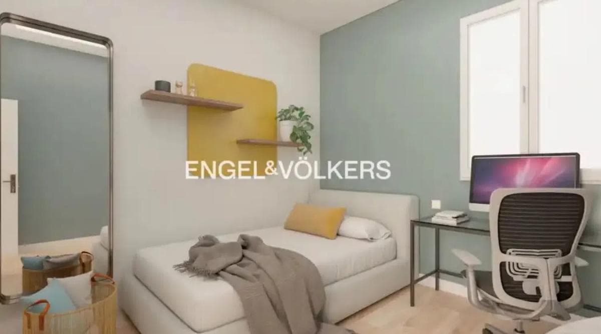 Venta de piso en Calle Nou de la Rambla, Barcelona
photo 3