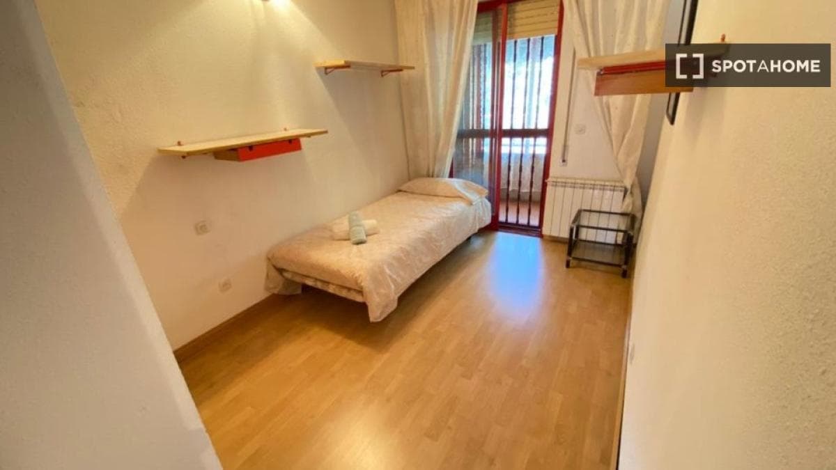 Properties for sale and rent in Spain photo 3