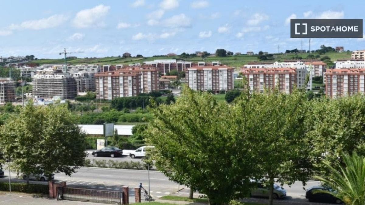 Propiedades en venta y alquiler en España photo 4