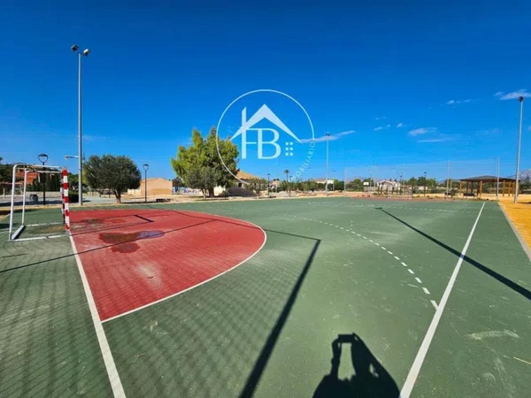 Terreno en venta en Mutxamel, Alicante photo 2
