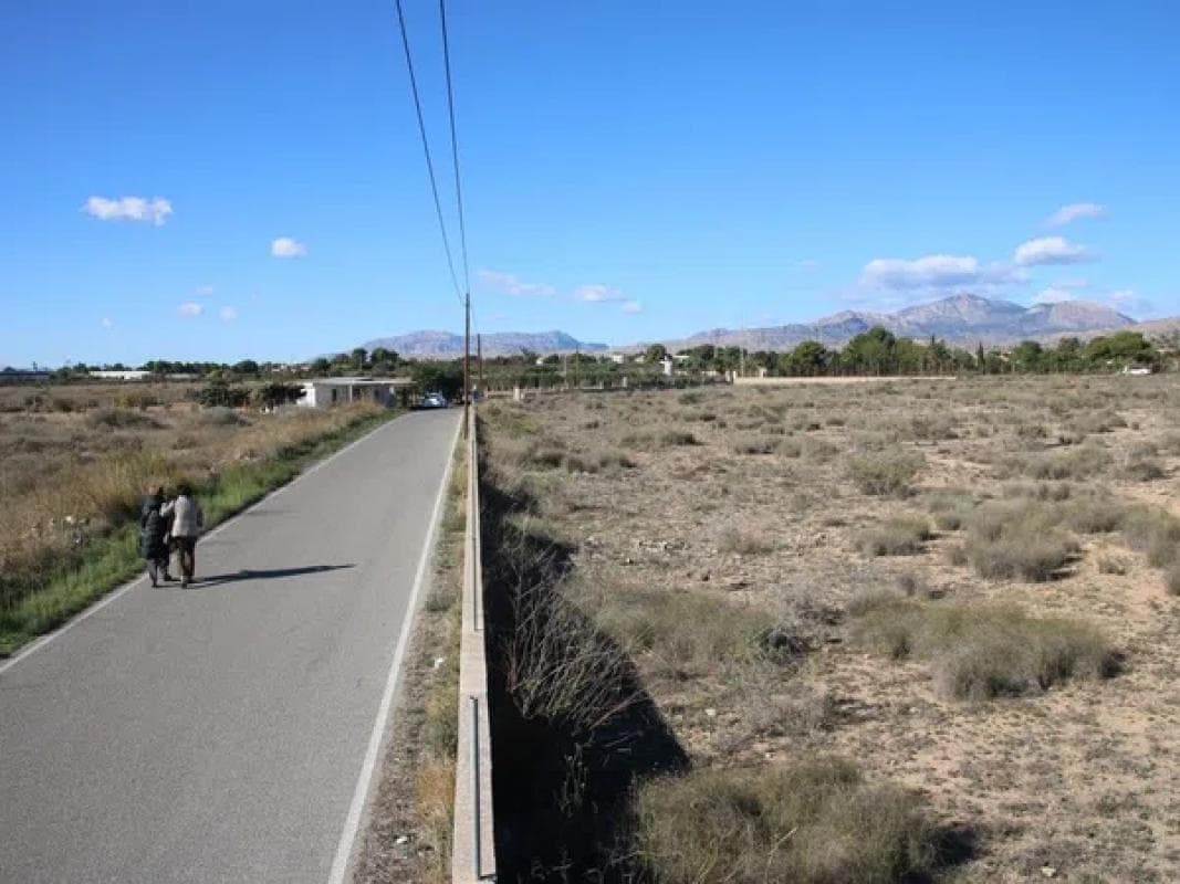Terreno en venta en San Vicente del Raspeig, Alicante photo 4