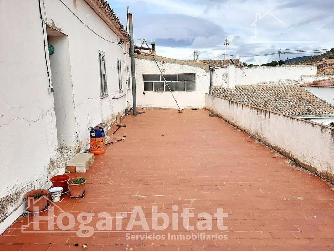 Propiedades en venta y alquiler en España photo 3