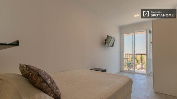 Estudio en alquiler en , València photo 1