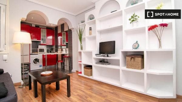 Apartment for rent in , Madrid photo 2