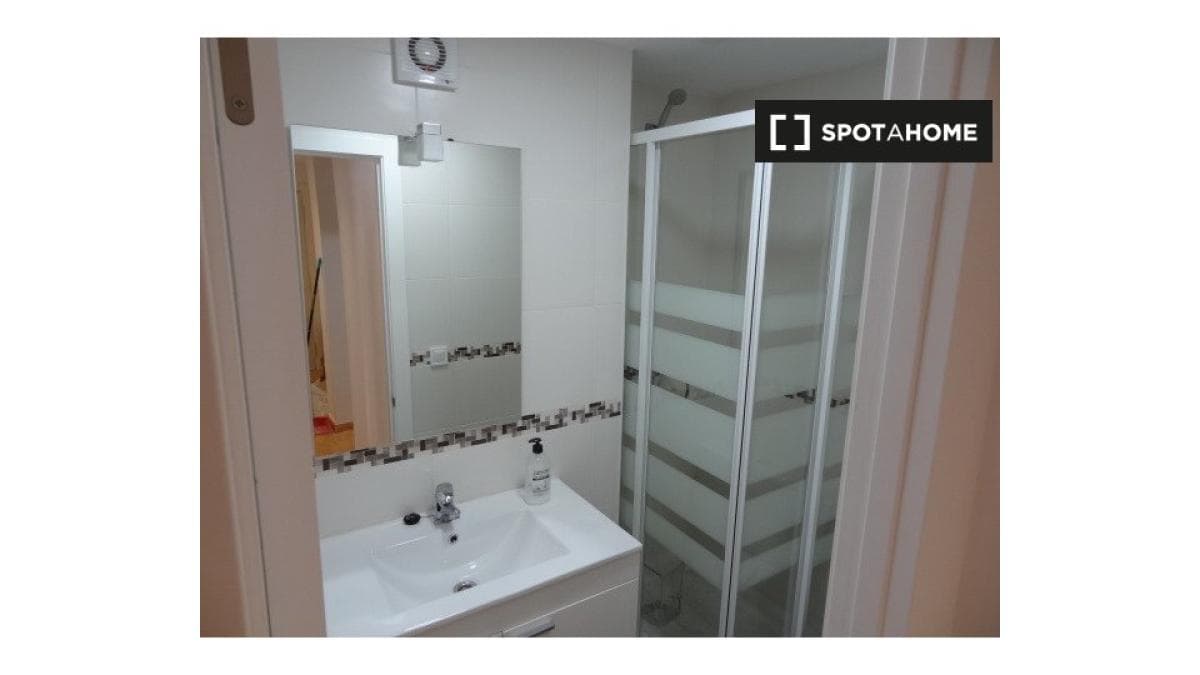 Propiedades en venta y alquiler en España photo 5