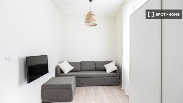 Piso en alquiler en , Barcelona thumbnail 1