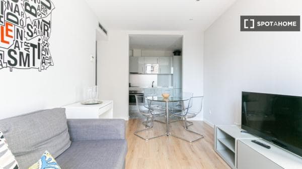 Piso en alquiler en , Barcelona thumbnail 1