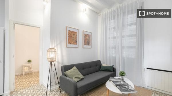 Piso en alquiler en , Barcelona photo 1