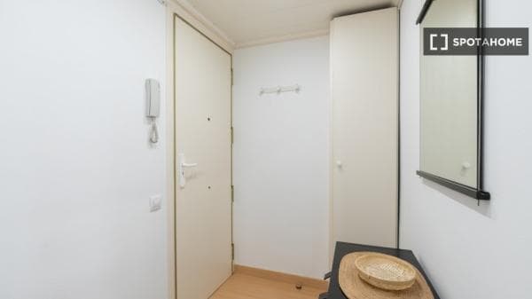 Piso en alquiler en , Barcelona thumbnail 1