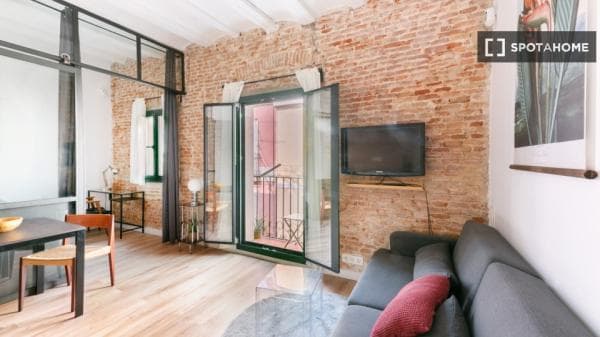 Piso en alquiler en , Barcelona thumbnail 2