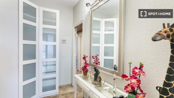 Piso en alquiler en , Barcelona thumbnail 1
