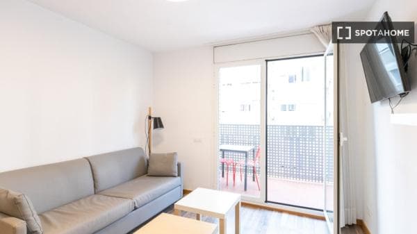 Piso en alquiler en , Barcelona photo 1