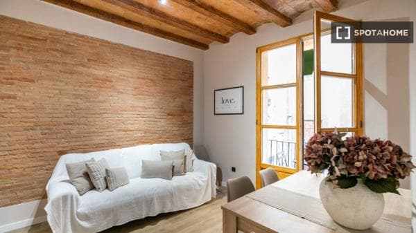 Piso en alquiler en , Barcelona photo 1