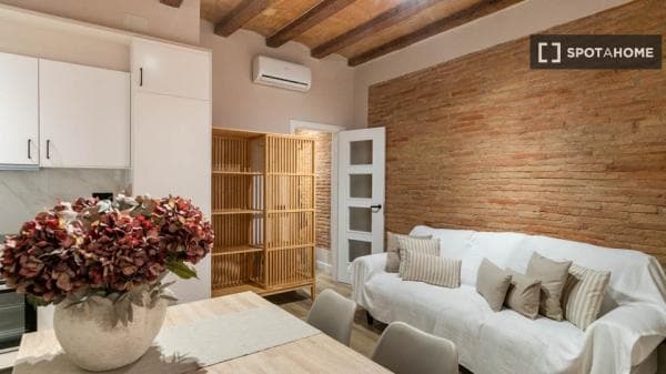 Квартира в аренду в , Барселона photo 4