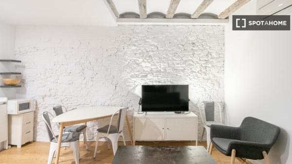 Piso en alquiler en , Barcelona thumbnail 1