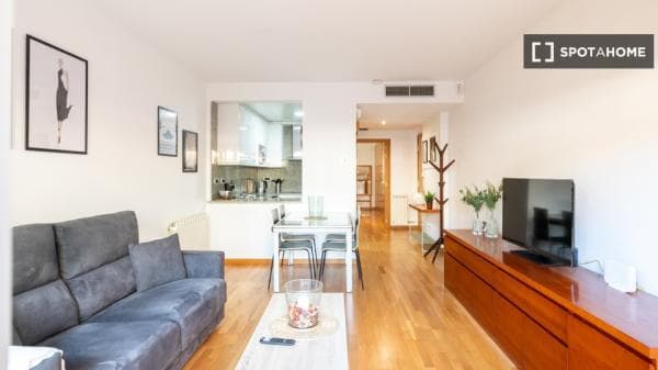 Piso en alquiler en , Barcelona thumbnail 2