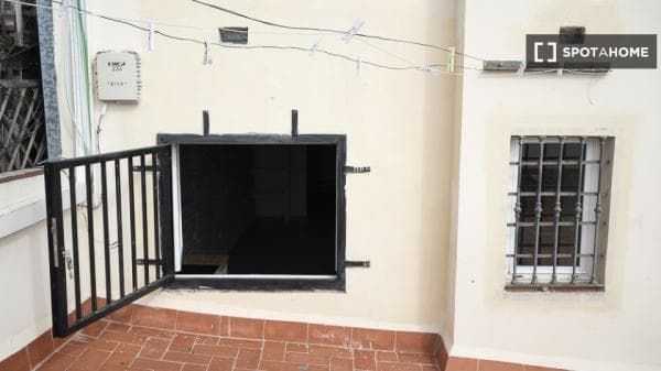 Piso en alquiler en , Barcelona photo 2