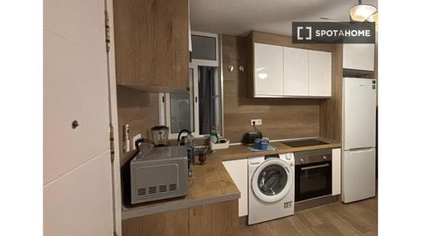 Habitación en piso compartido en Mislata thumbnail 2