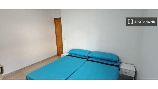 Habitación en piso compartido en Xàtiva photo 1
