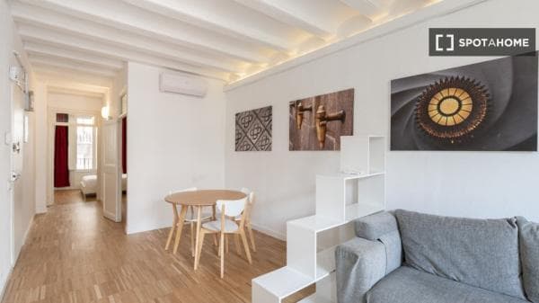 Piso en alquiler en , Barcelona thumbnail 2