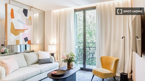 Piso en alquiler en , Barcelona thumbnail 2
