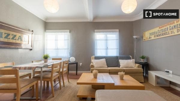 Apartment for rent in Calle Mantuano , Madrid thumbnail 1