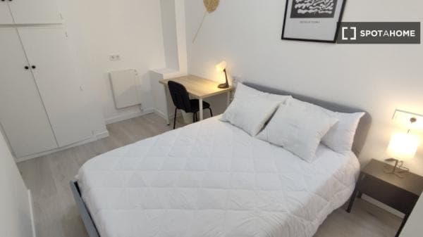 Habitación en piso compartido en ontinyent thumbnail 1