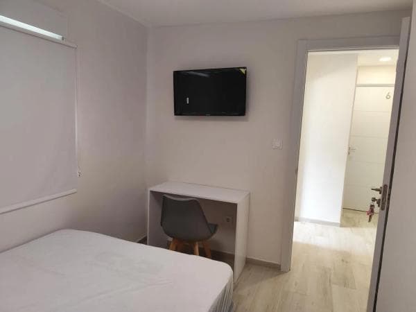 Piso en venta en Barrio Los Ángeles, Alicante / Alacant thumbnail 2