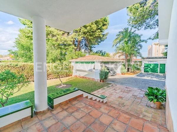 Casa independiente en calle de la Encina thumbnail 2