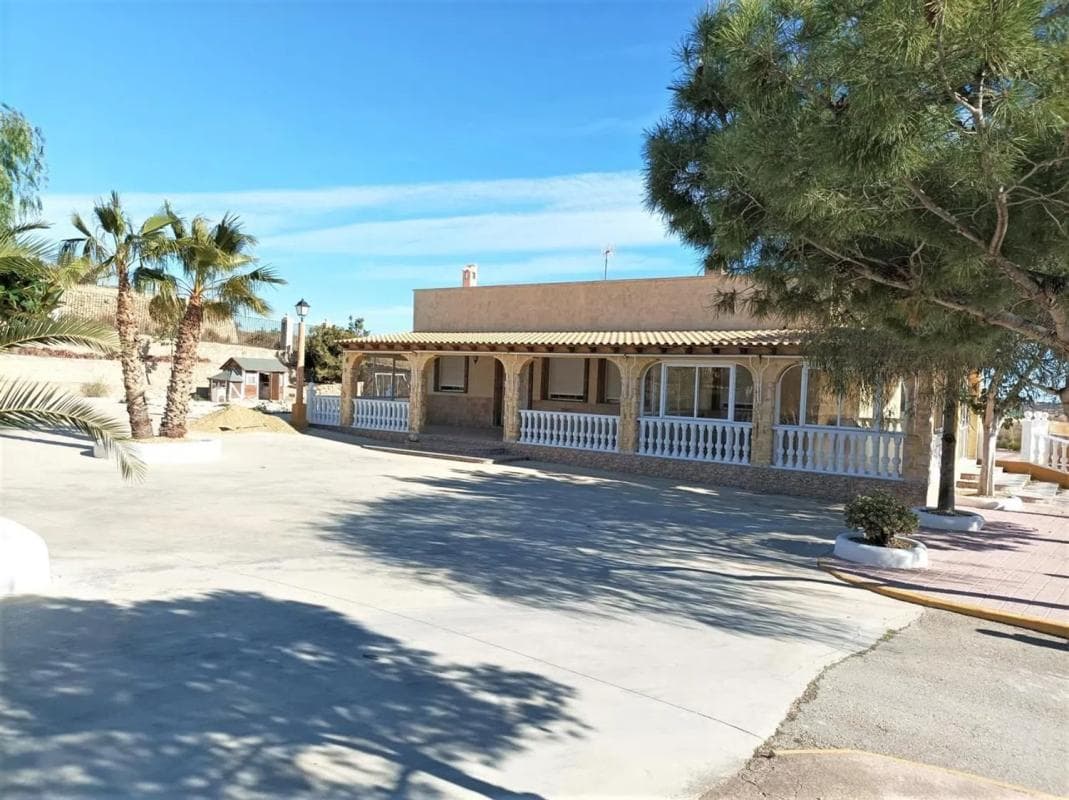 Property photo 4