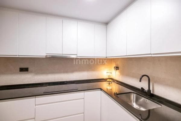 Piso en venta en Calle Fidel Pastor Carrillo, Alicante / Alacant thumbnail 1