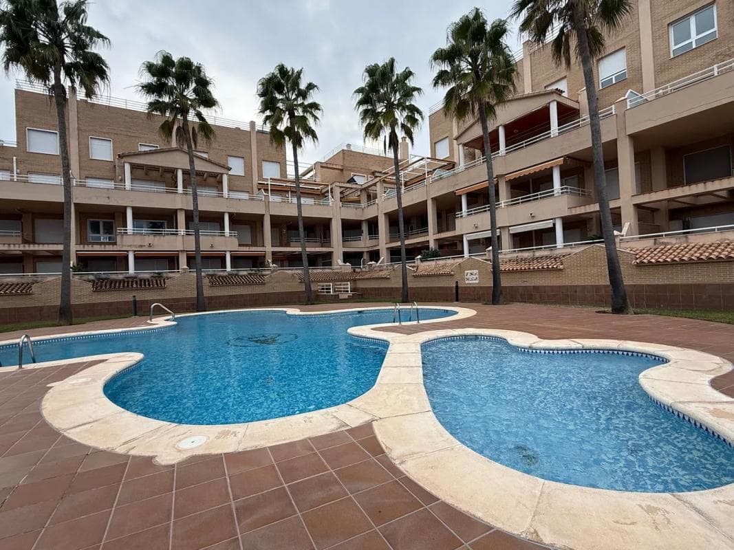 Sprzedaż mieszkania w Calle Llac Baikal, 7, Dénia
photo 2