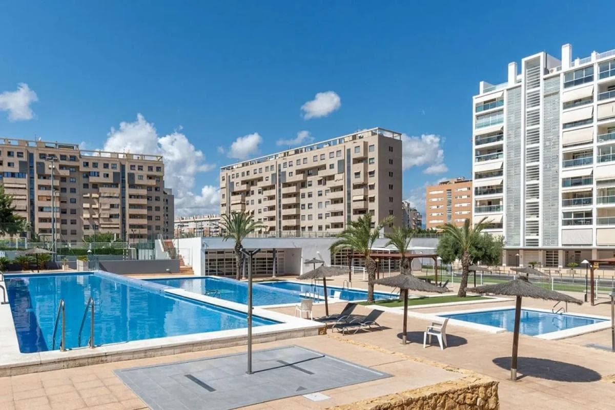 Venta de piso en Avenida Historiador Vicente Ramos, Alicante / Alacant
photo 2