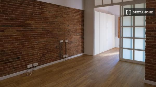 Estudio en alquiler en Carrer del Comte d'Urgell, Barcelona thumbnail 2