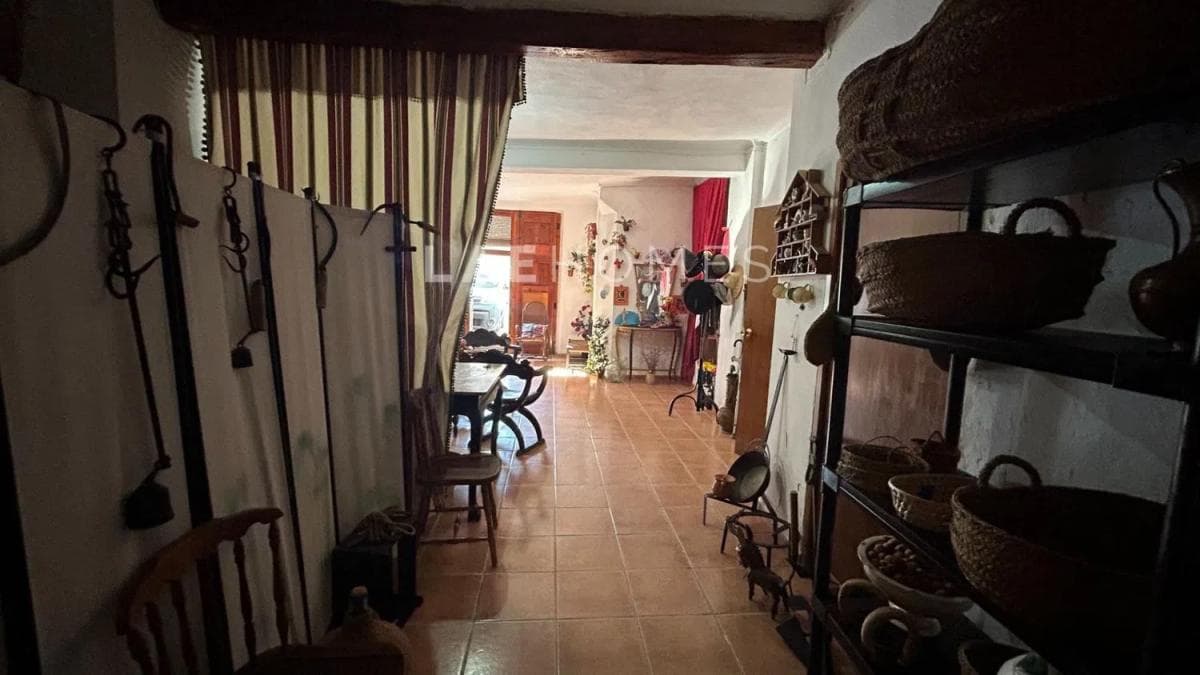 Propiedades en venta y alquiler en España photo 2