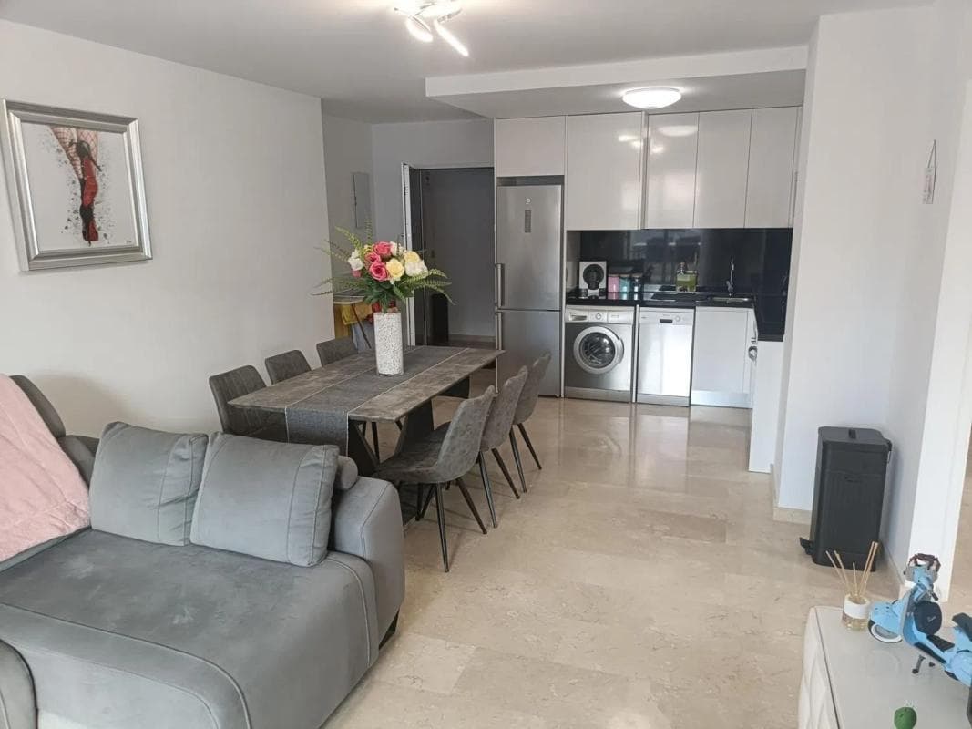 Venta de piso en Calle Malvinas, 15, Orihuela
photo 2