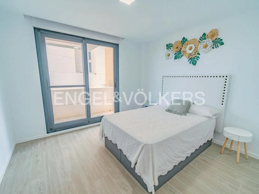 Propiedades en venta y alquiler en España photo 4